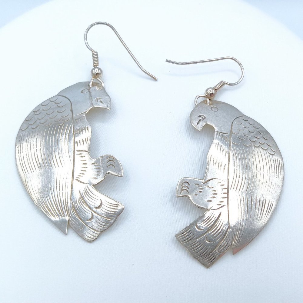 Vintage Silver Bird Tooled Etched Dangle Earrings - Picture 3 of 12